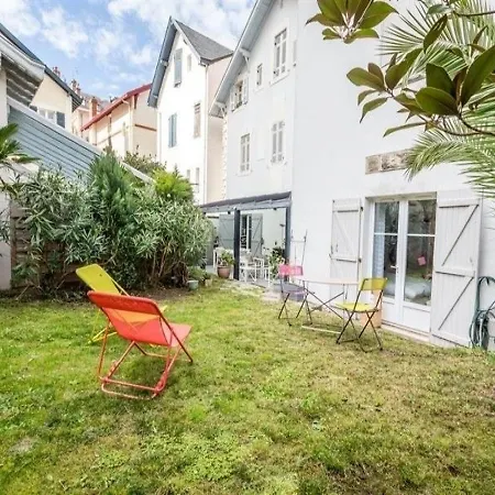 Centre Avec Jardin 4/6 Personnes Apartment